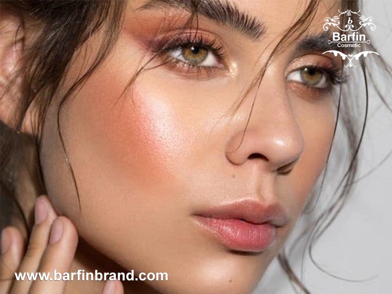 استفاده از سایه های تک رنگ برای آرایش چشم / ترندهای آرایشی ۲۰۲۶